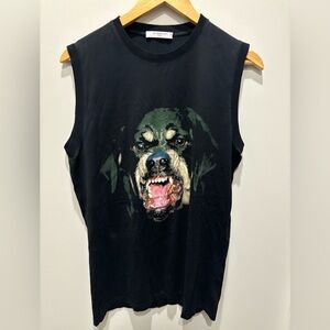 GIVENCHY sleeveless oversized shirt 🖤